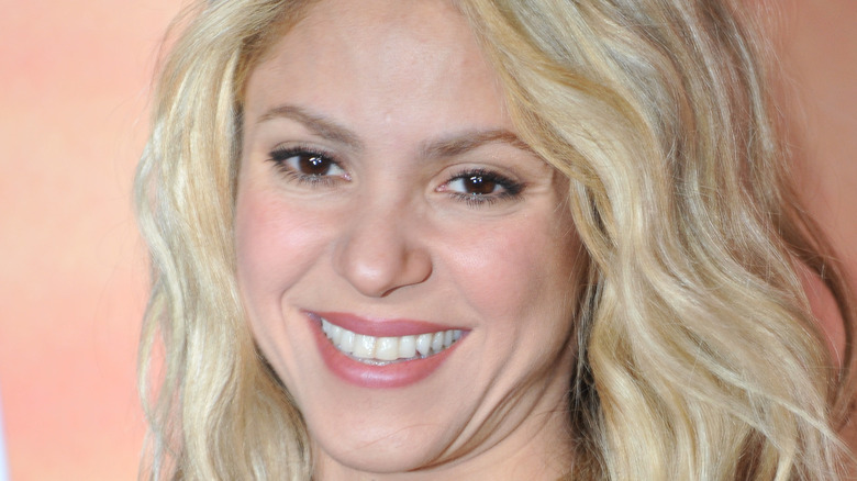 Shakira on the red carpet 