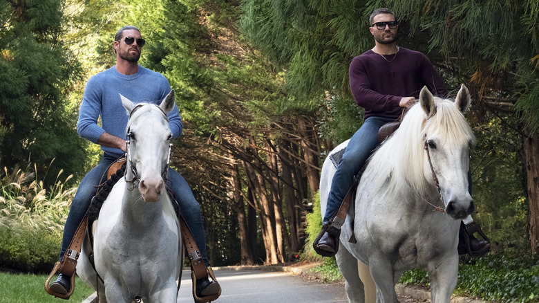 Kurt Sowers and Steven McBee on horses on Joe Millionaire