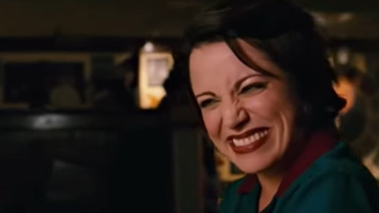 Alanna Ubach acting in Waiting