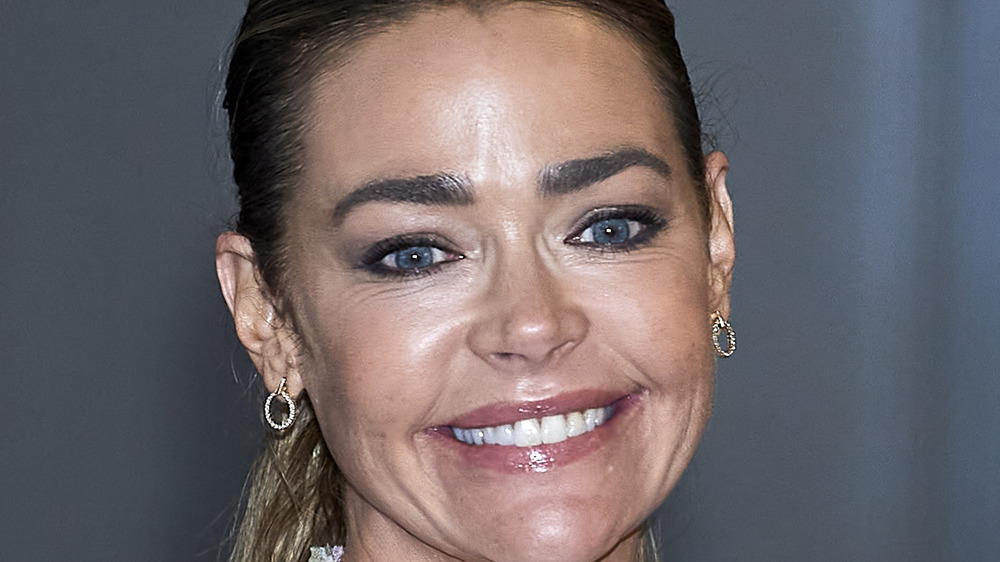 Denise Richards smiling