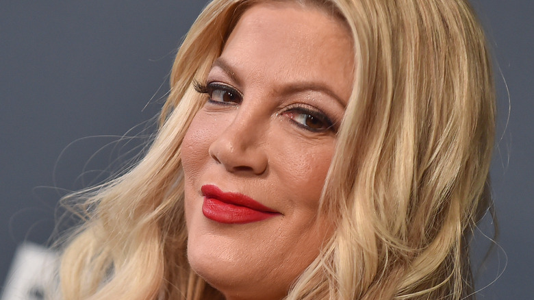 Tori Spelling Nissan event 2018