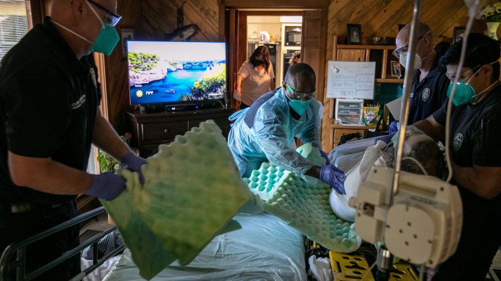 COVID patient being transferred