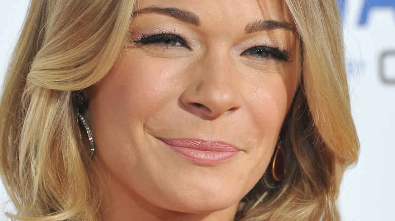 LeAnn Rimes posing 