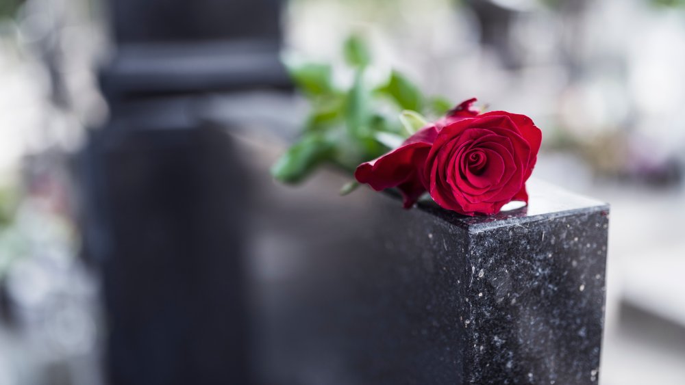 rose on a gravestone