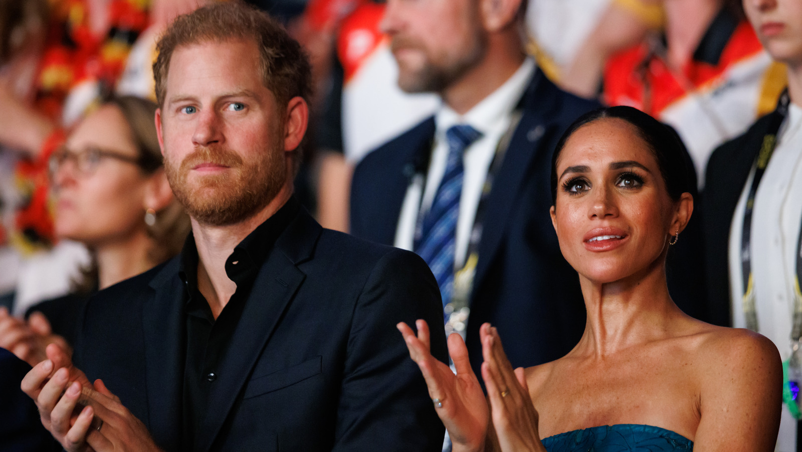 <a href="https://www.thelist.com/1729981/worried-about-harry-meghan-after-trump-presidential-win/" target="_blank">Why We’re Worried About Harry & Meghan After Trump’s Presidential Win</a>