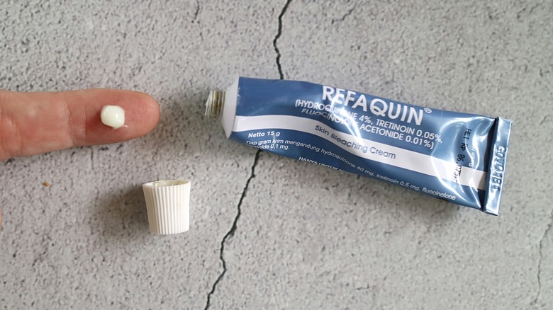 Refaquin, a hydroquinone lightening cream