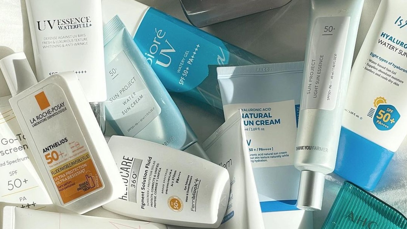 should-you-put-on-sunscreen-or-moisturizer-first-harrington-horabler
