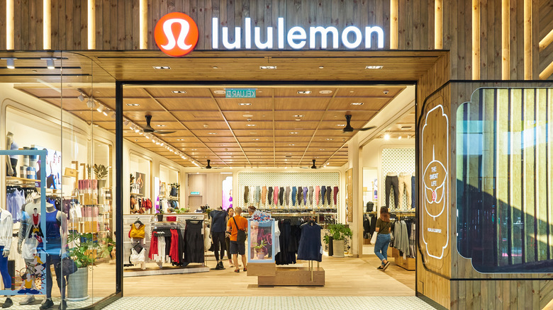 Why You Should Take Advantage Of Lululemon's Hemming Service