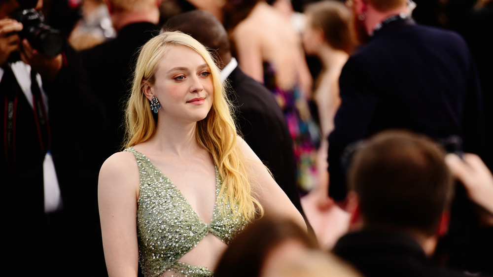 Dakota Fanning posing