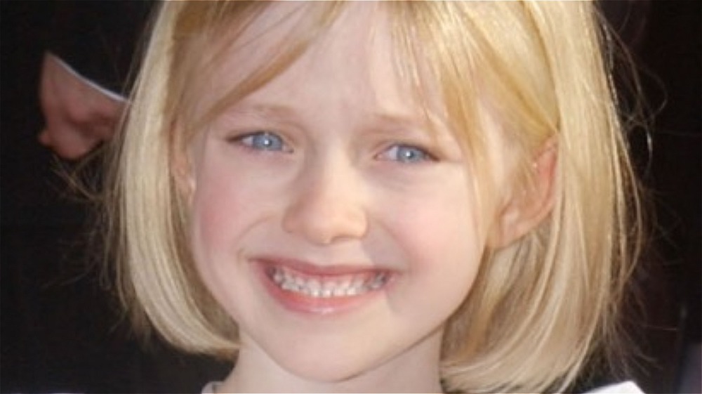 Young Dakota Fanning smiling