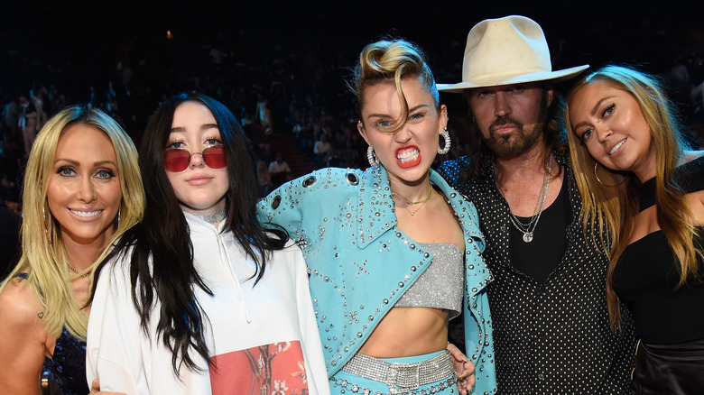 Tish Cyrus, Noah Cyrus, Miley Cyrus, Billy Ray Cyrus and Brandi Cyrus attend the 2017 MTV Video Music Awards at The Forum on August 27, 2017