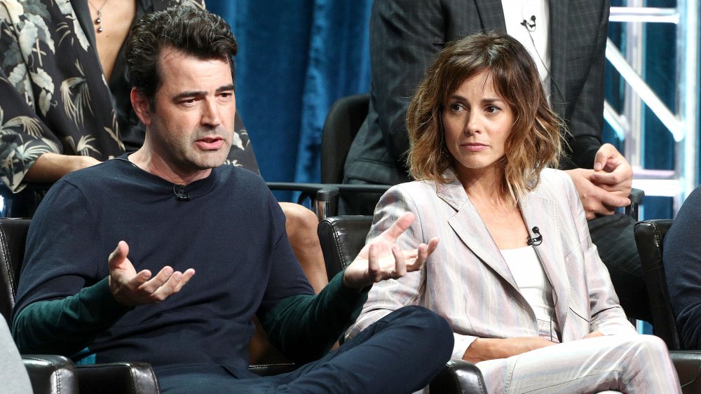 Ron Livingston and Stephanie Szostak