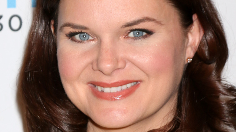 Heather Tom smiling