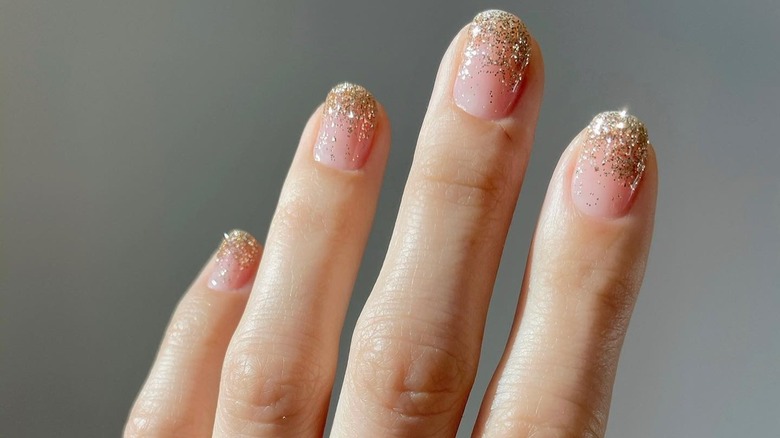 Little Porcelain Princess: Manicure Monday: Pink and Gold Glitter Tips