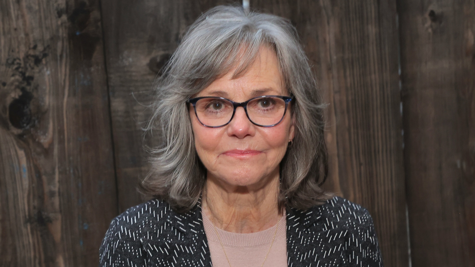 <a href="https://www.thelist.com/2176254/sally-field-refuses-to-take-these-types-of-acting-roles/" target="_blank">‘Women Are About So Much More’: Sally Field Refuses To Take On These Types Of Acting Roles</a>