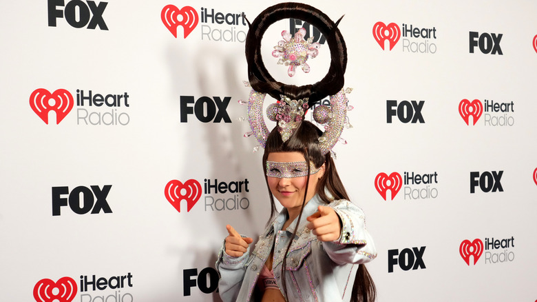 Jojo Siwa on the red carpet at the 2025 iHeartRadio Music Awards