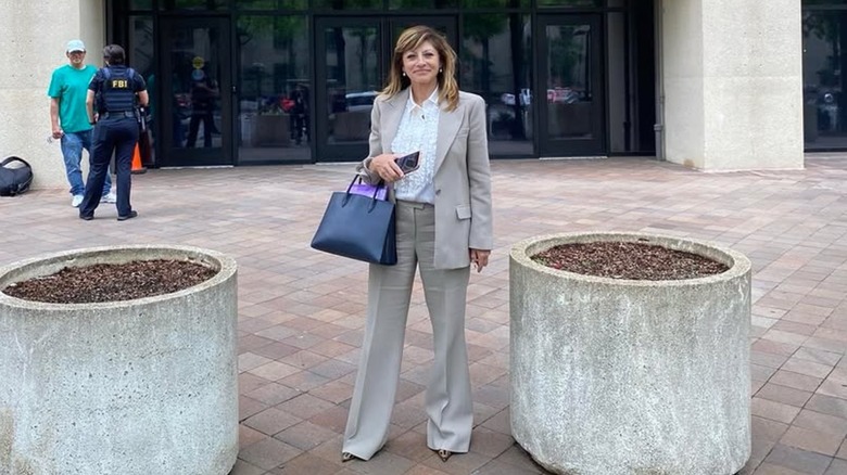 Fox News presenter Maria Bartiromo stood outside the J Edgar Hoover FBI Building wearing a gray pantsuit