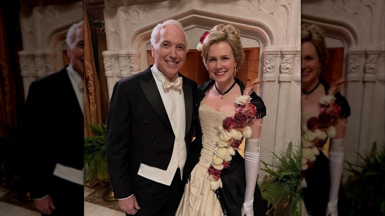 Ginna Claire Mason and Newport Christmas co-star pose for BTS photo