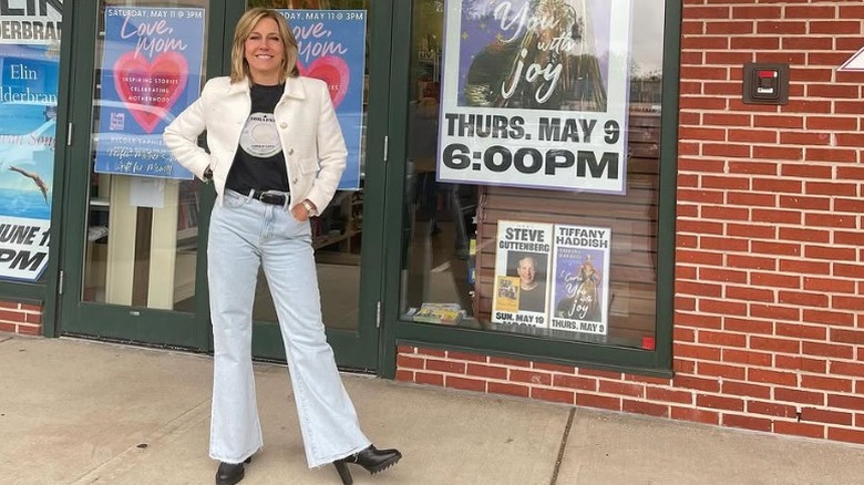 Alisyn Camerota promotes her book