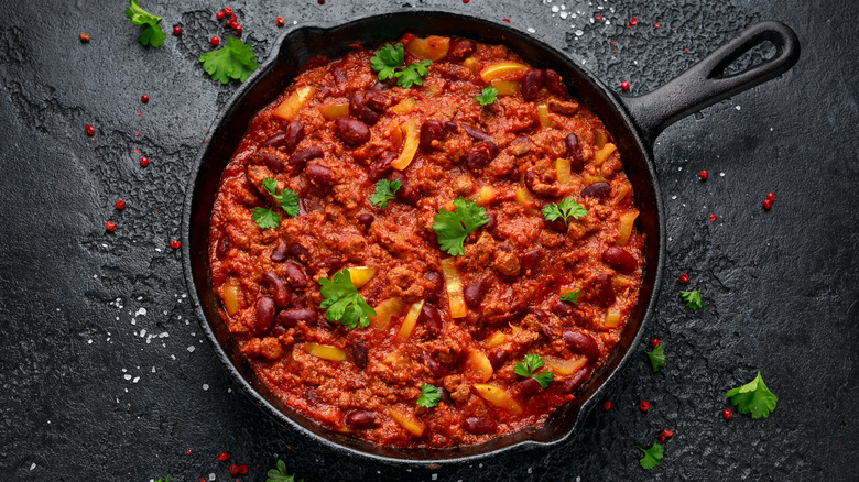 Chili in cast iron skillet