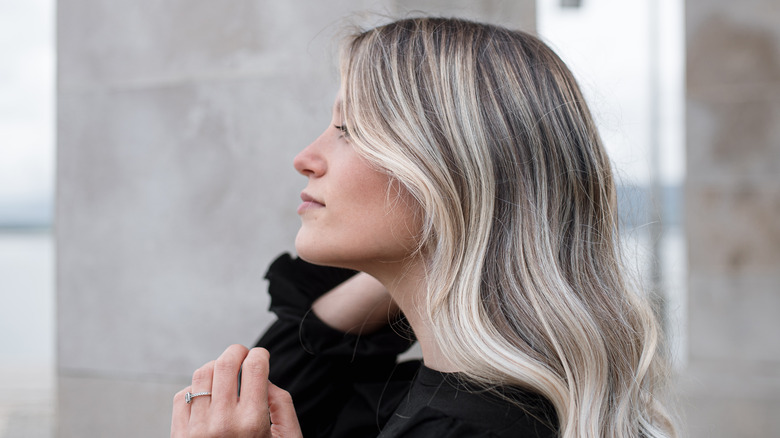 Woman with short blonde hair