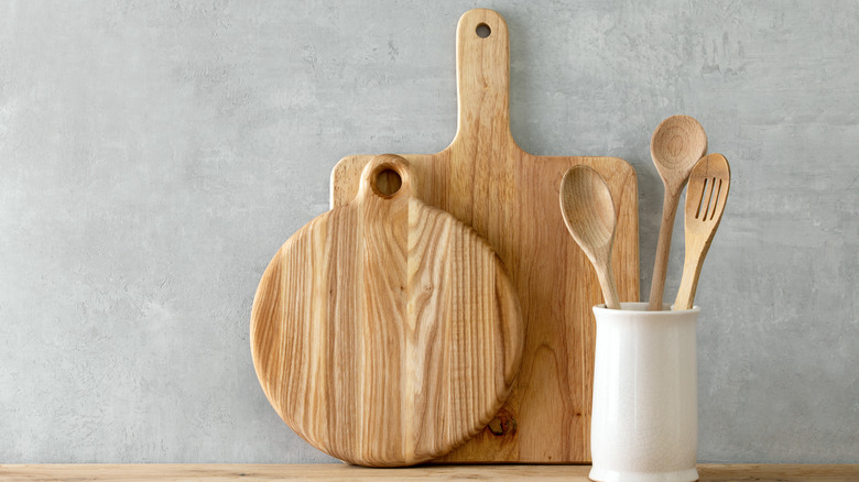 Wooden cutting boards and wooden utensils 