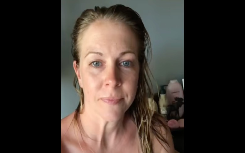 Melissa Joan Hart wet hair