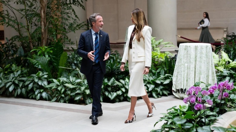 Melania Trump talking and walking