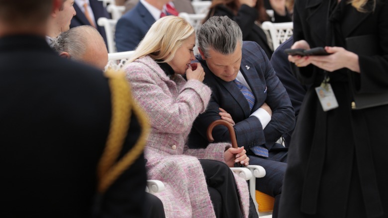 Pam Bondi whispers to Pete Hegseth